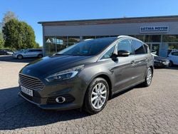 Grå (grå metallic) Begagnad 2016 Ford S-MAX Business Edition Minibuss | 154 900 kr (Marknadspris)