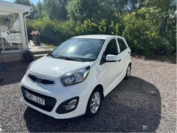 Vit Begagnad 2013 Kia Picanto Comfort Halvkombi | 65 000 kr (Marknadspris)