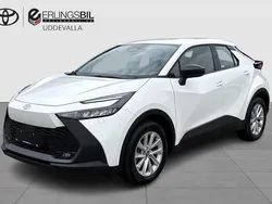 Vit Ny 2024 Toyota C-HR Active SUV | 379 000 kr (Marknadspris)