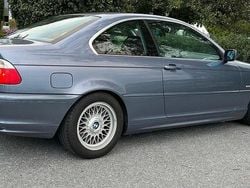 Blå Begagnad 2001 BMW 325 Sportkupé | 55 000 kr (Superpris)