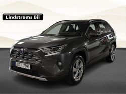 Mörkgrå Begagnad 2019 Toyota RAV4 Hybrid Executive SUV | 319 000 kr (Marknadspris)