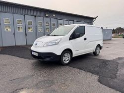 Vit Begagnad 2015 Nissan e-NV200 Minibuss | 79 900 kr (Marknadspris)
