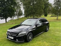 Svart Begagnad 2018 Mercedes C220 AMG line Kombi | 175 000 kr (Marknadspris)