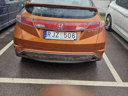 Orange Begagnad 2008 Honda Civic Executive Halvkombi | 35 000 kr (Marknadspris)