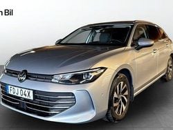 Silver Begagnad 2024 VW Passat Business Kombi | 339 900 kr (Dyr)