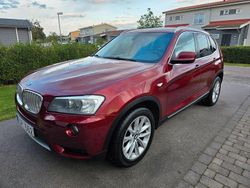 Röd (vinrödmetallic) Begagnad 2011 BMW X3 SUV | 109 900 kr (Marknadspris)