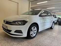 Vit Begagnad 2020 VW Polo Halvkombi | 137 900 kr (Marknadspris)