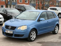 Blå Begagnad 2007 VW Polo Halvkombi | 39 500 kr (Marknadspris)