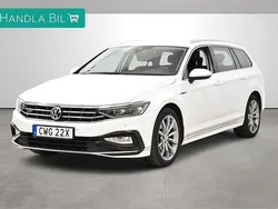 Vit Begagnad 2020 VW Passat R-line Kombi | 229 900 kr (Marknadspris)