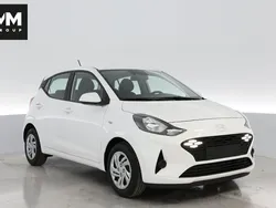 Vit Ny 2024 Hyundai i10 Essential Halvkombi | 179 900 kr (Marknadspris)