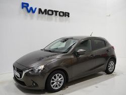 Brun Begagnad 2015 Mazda 2 Halvkombi | 124 900 kr (Marknadspris)