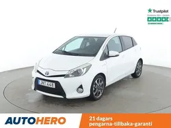 Vit Begagnad 2014 Toyota Yaris Hybrid Halvkombi | 101 000 kr (Lite dyr)
