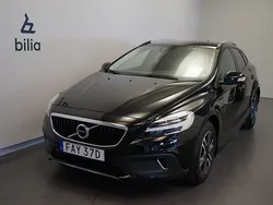 Svart Begagnad 2019 Volvo V40 CC Kombi | 219 500 kr (Marknadspris)
