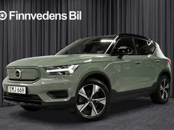 Grön Begagnad 2022 Volvo XC40 Core SUV | 349 000 kr