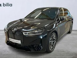Svart Begagnad 2022 BMW iX Comfort Edition SUV | 529 000 kr (Bra pris)