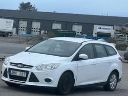 Vit Begagnad 2014 Ford Focus Trend Kombi | 65 000 kr (Bra pris)