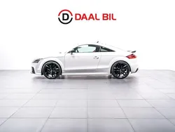 Vit Begagnad 2011 Audi TT RS Exclusive Sportkupé | 339 700 kr
