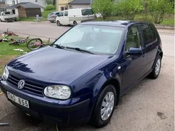 Blå Begagnad 2002 VW Golf IV Basis Halvkombi | 5 000 kr (Superpris)