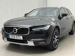 Svart Begagnad 2019 Volvo V90 CC Plus Kombi | 219 000 kr (Marknadspris)