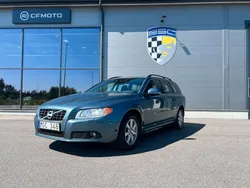 Blå Begagnad 2012 Volvo V70 Momentum Kombi | 124 900 kr (Marknadspris)
