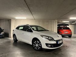 Vit Begagnad 2013 Renault Mégane GrandTour Bose Edition Kombi | 39 900 kr (Bra pris)