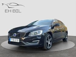 Svart Begagnad 2016 Volvo V60 Summum Kombi | 159 900 kr (Lite dyr)