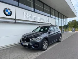 Grå Begagnad 2021 BMW X1 Sport Line SUV | 314 500 kr (Marknadspris)