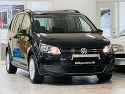 Svart Begagnad 2011 VW Touran Minibuss | 49 999 kr (Bra pris)