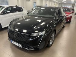 Svart Begagnad 2022 Peugeot 308 Active Halvkombi | 174 000 kr (Bra pris)