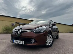 Brun Begagnad 2015 Renault Clio IV Halvkombi | 44 900 kr (Marknadspris)
