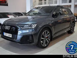 Grå Begagnad 2021 Audi Q7 S-Line SUV | 699 000 kr