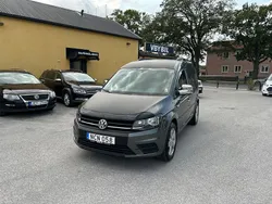 Mörkgrå (gråmet) Begagnad 2016 VW Caddy Minibuss | 135 000 kr (Dyr)