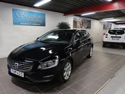 Svart Begagnad 2014 Volvo V60 Kombi | 138 000 kr (Bra pris)