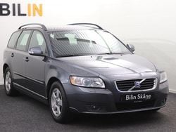 Grå Begagnad 2010 Volvo V50 Momentum Kombi | 44 900 kr (Marknadspris)
