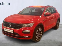 Röd Begagnad 2021 VW T-Roc R-line SUV | 259 000 kr (Marknadspris)