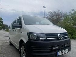 Vit Begagnad 2017 VW T6 Van | 169 000 kr
