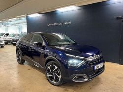 Blå Begagnad 2024 Citroën C4 PureTech Halvkombi | 239 900 kr (Marknadspris)