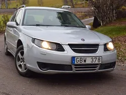 Ljusgrå (grå) Begagnad 2008 Saab 9-5 Kombi | 35 000 kr