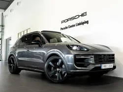 Grå (grey) Ny 2025 Porsche Cayenne SUV | 1 597 700 kr (Marknadspris)