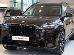 Svart Ny 2025 BMW X7 M Sport SUV | 1 699 000 kr