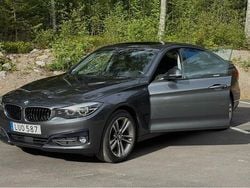Grå Begagnad 2017 BMW 320 Gran Turismo Sport Line Halvkombi | 184 000 kr (Lite dyr)
