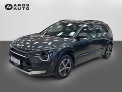 Grå Begagnad 2023 Kia Niro SUV | 334 900 kr (Marknadspris)