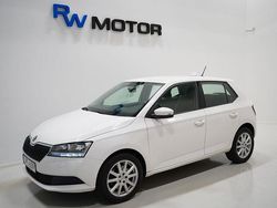 Vit Begagnad 2018 Skoda Fabia Ambition Halvkombi | 114 900 kr (Marknadspris)