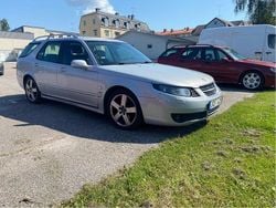 Röd Begagnad 2005 Saab 9-5 Vector Kombi | 22 500 kr (Lite dyr)