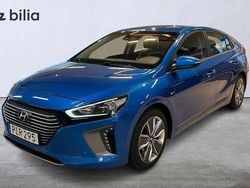Mörkblå Begagnad 2017 Hyundai Ioniq Sedan | 154 900 kr (Marknadspris)