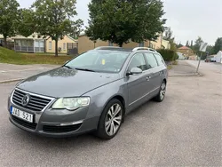 Grå Begagnad 2008 VW Passat Highline Kombi | 39 900 kr (Marknadspris)