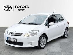 Vit Begagnad 2012 Toyota Auris Plus Halvkombi | 75 000 kr (Bra pris)