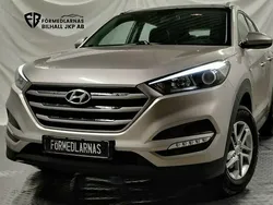Ljusbrun Begagnad 2017 Hyundai Tucson SUV | 162 500 kr (Marknadspris)