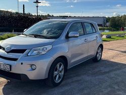 Silver Begagnad 2010 Toyota Urban Cruiser SUV | 53 500 kr (Marknadspris)