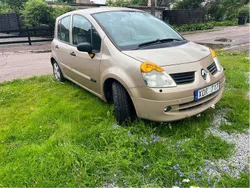 Brun Begagnad 2006 Renault Modus Minibuss | 14 000 kr